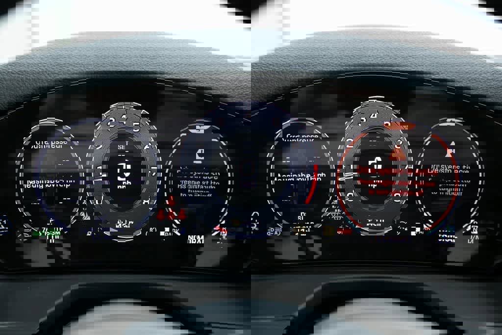 New 2025 Porsche Panamera 4 image 24