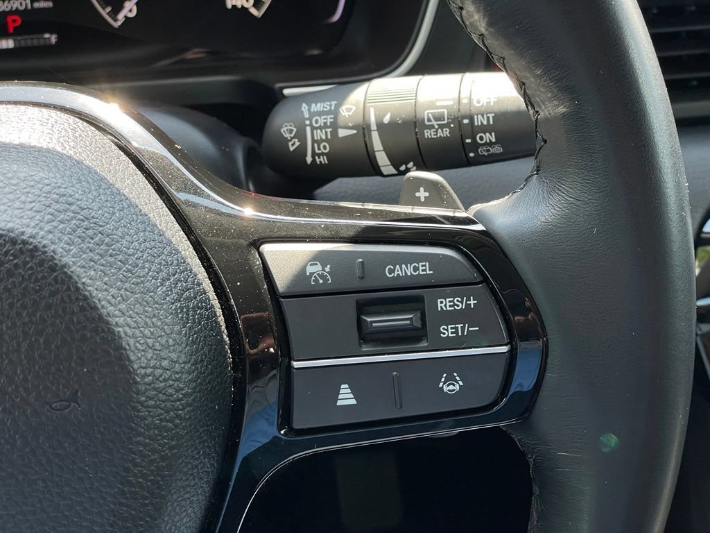 Certified 2025 Honda Pilot EX-L image 14