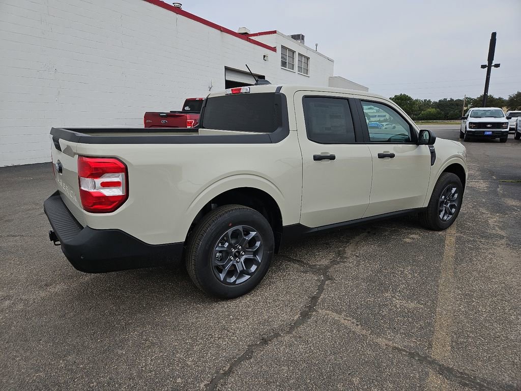 New 2025 Ford Maverick XLT w/ Equipment Group 302A image 13