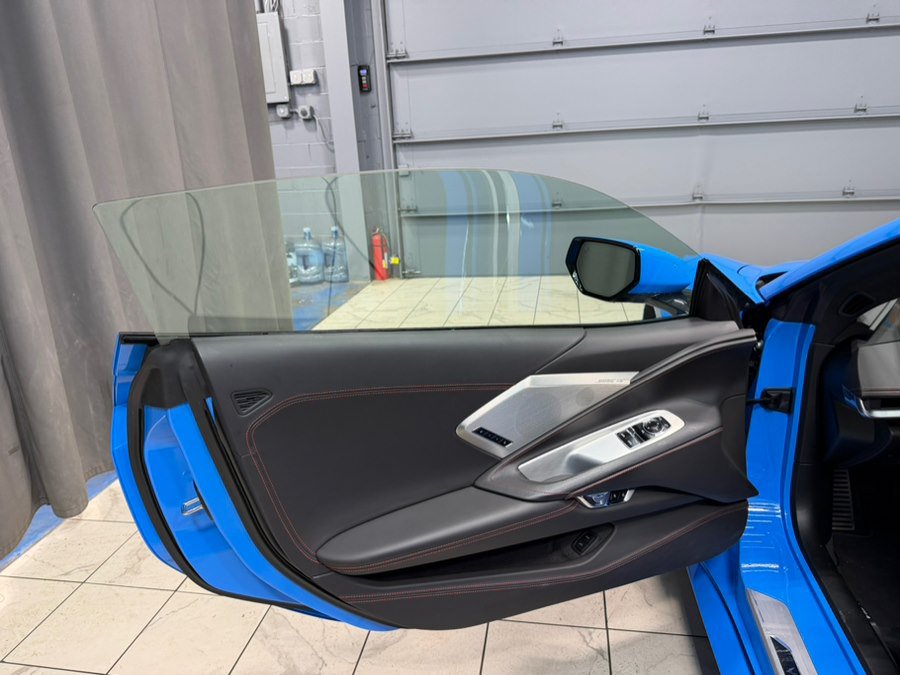 Used 2023 Chevrolet Corvette Stingray Premium Cpe w/ Z51 Performance Package RWD image 11