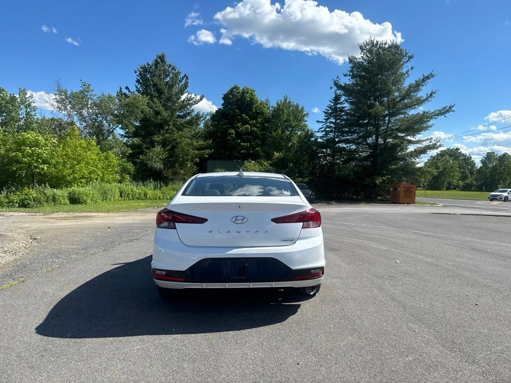 Used 2020 Hyundai Elantra Limited w/ Ultimate Package 03 FWD image 4