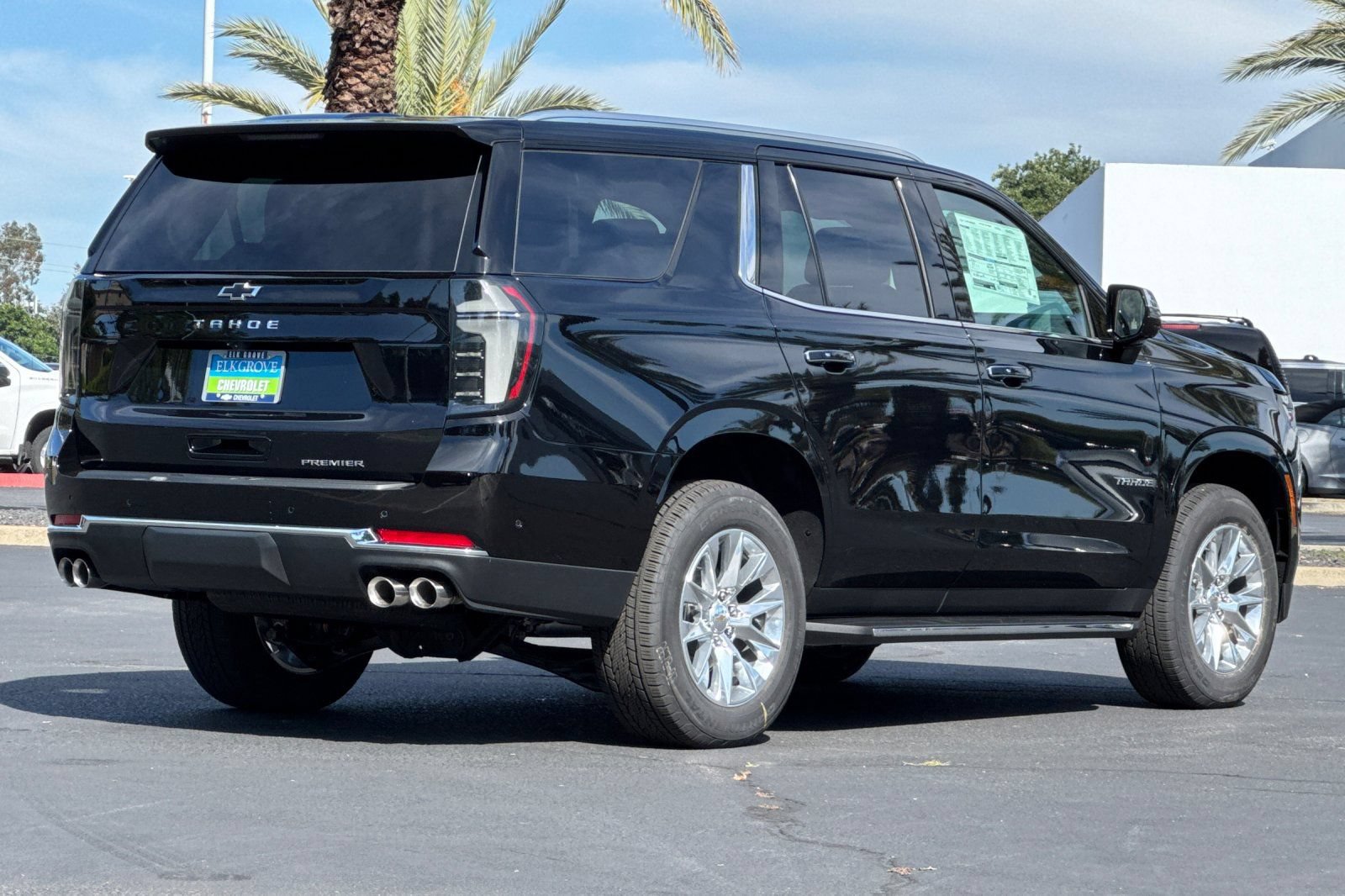 New 2026 Chevrolet Tahoe Premier w/ Sun And Tow Package AWD/4WD image 3