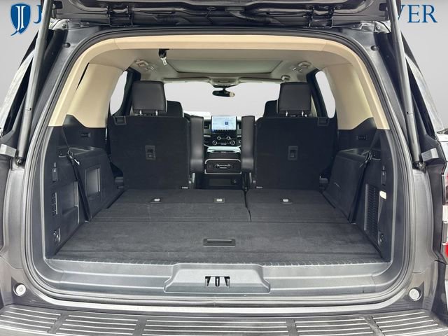 Used 2024 Ford Expedition XLT RWD image 19