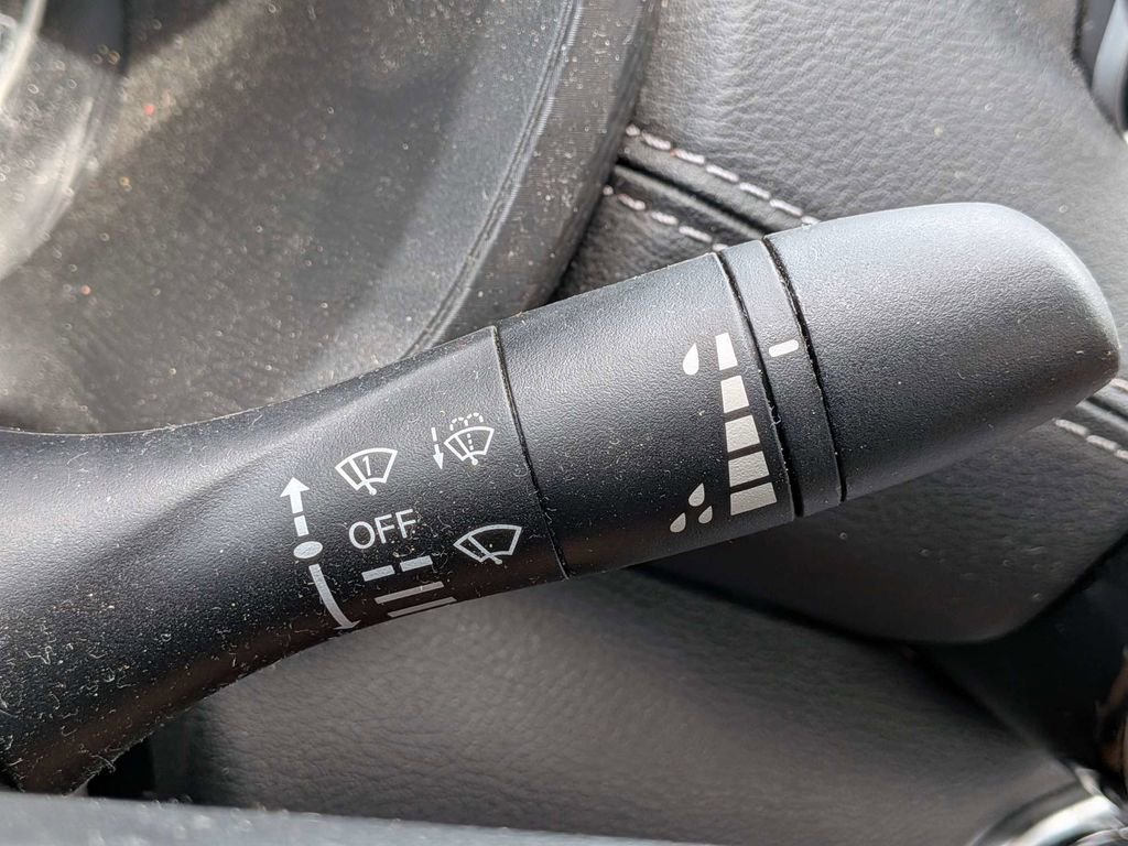 Used 2025 Nissan Sentra SV image 26