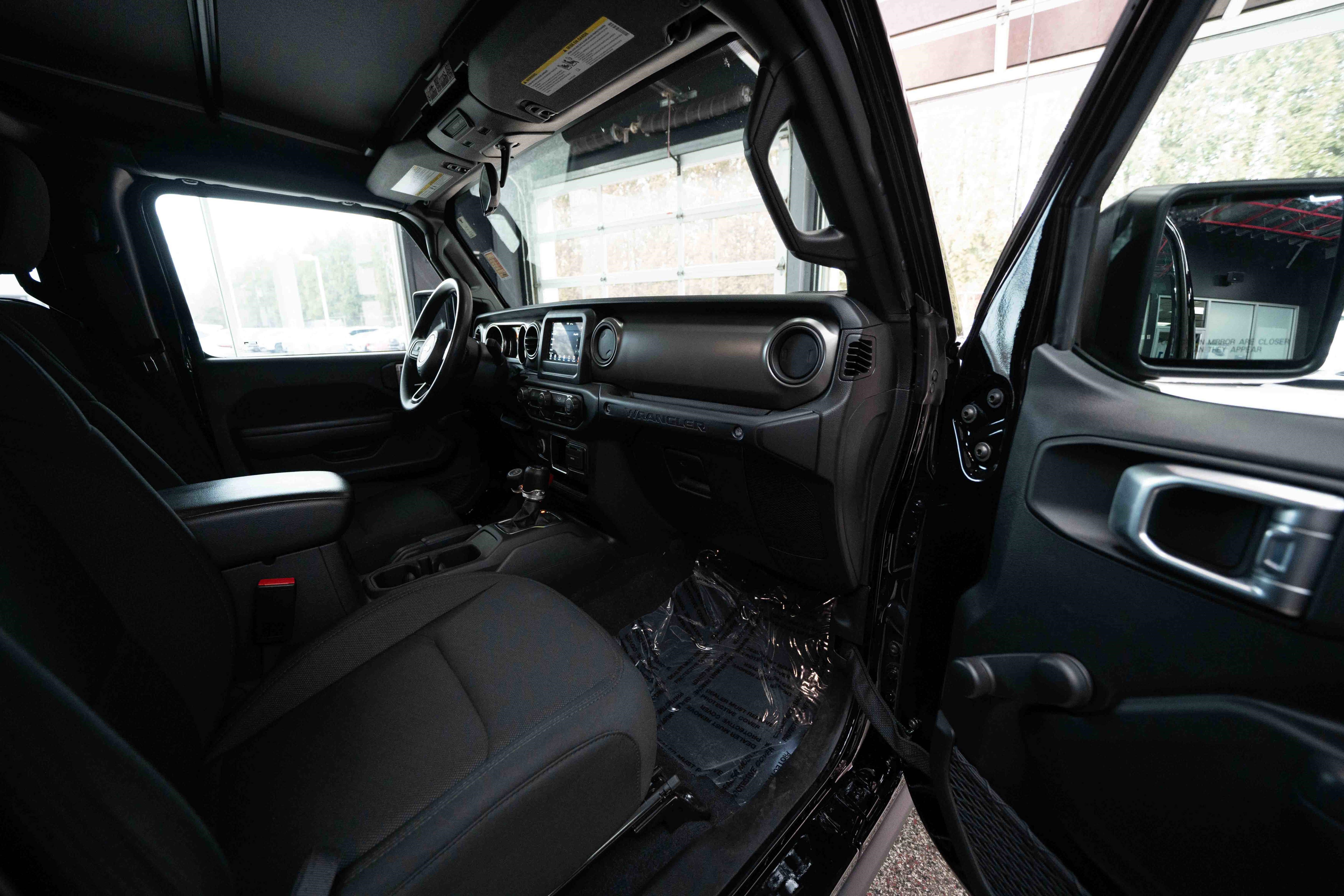 Used 2023 Jeep Wrangler Unlimited Sport image 26