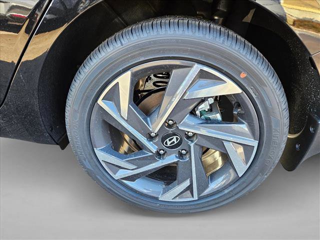 New 2026 Hyundai Elantra Limited image 11