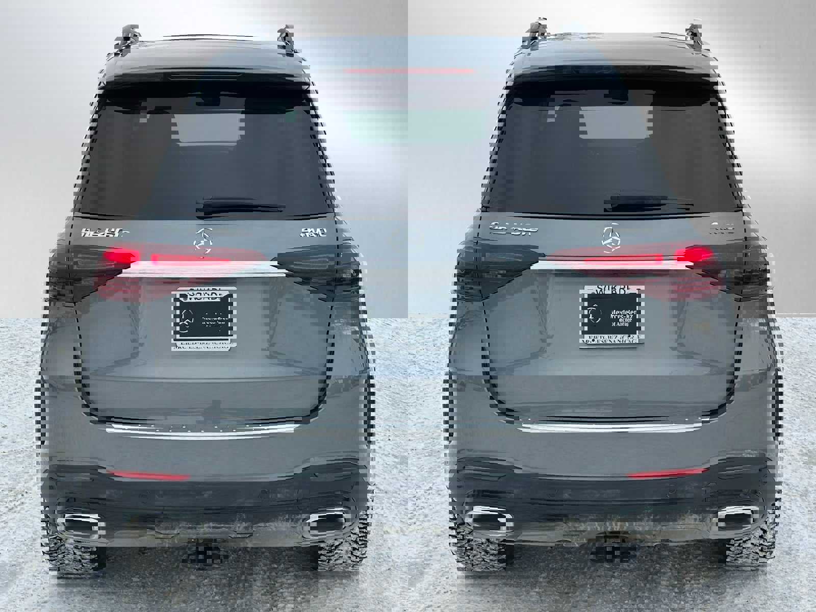 Used 2025 Mercedes-Benz GLE 450e 4MATIC image 4