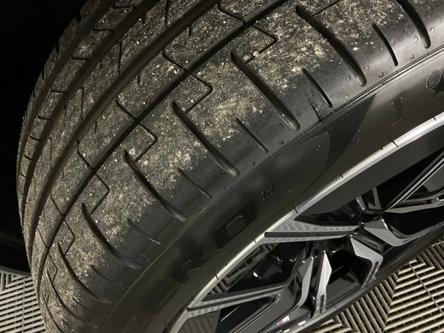 Used 2024 BMW 760i xDrive image 41