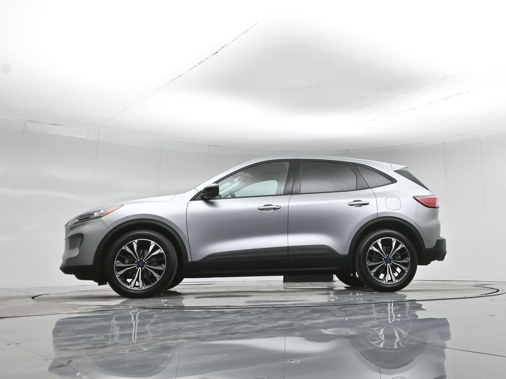 Certified 2022 Ford Escape SE w/ SE Sport Appearance Package image 51