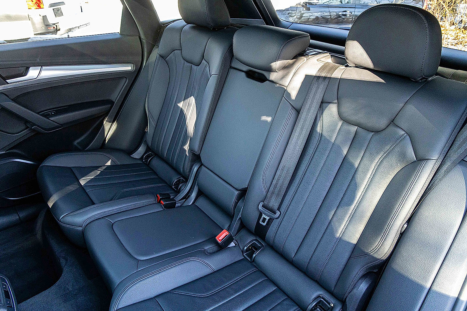 Used 2020 Audi Q5 2.0T Premium w/ Titanium Sport Package image 23