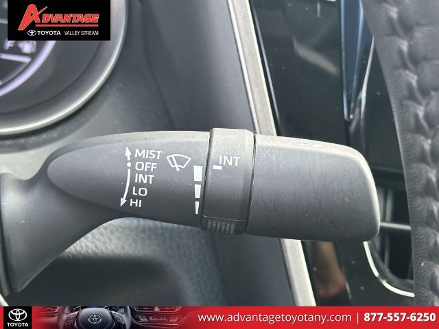 Used 2024 Toyota Camry SE FWD image 27