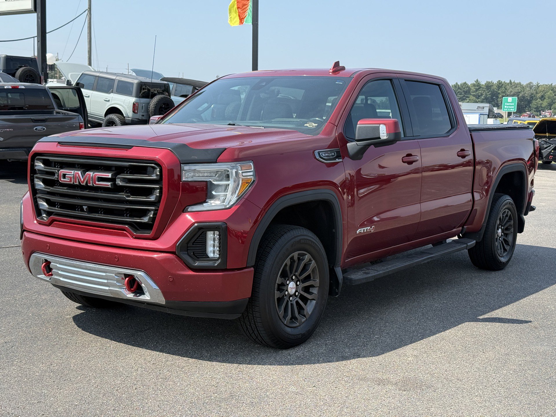 Used 2019 GMC Sierra 1500 AT4 w/ AT4 Premium Package AWD/4WD image 4