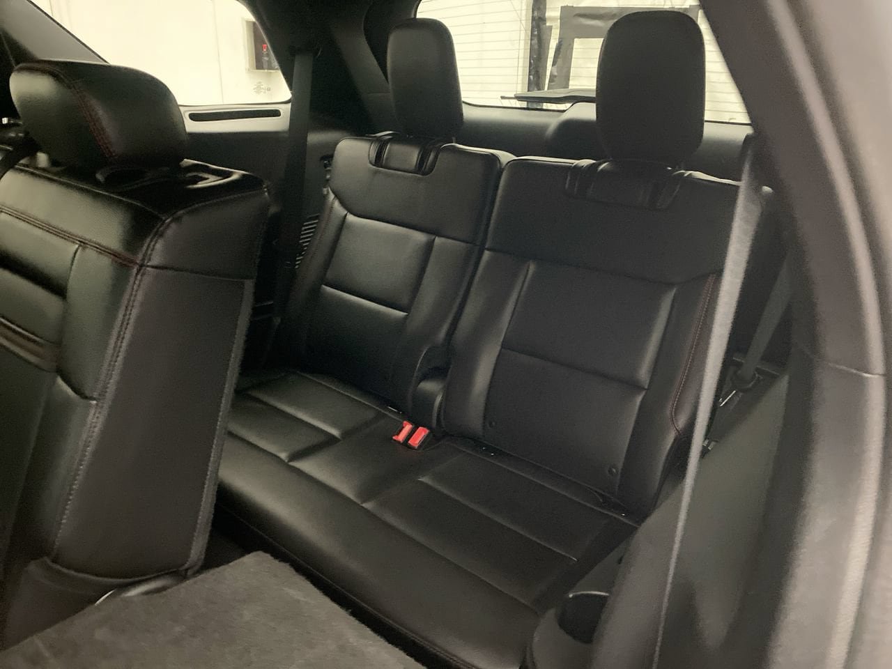 Used 2023 Ford Explorer ST-Line AWD/4WD image 25
