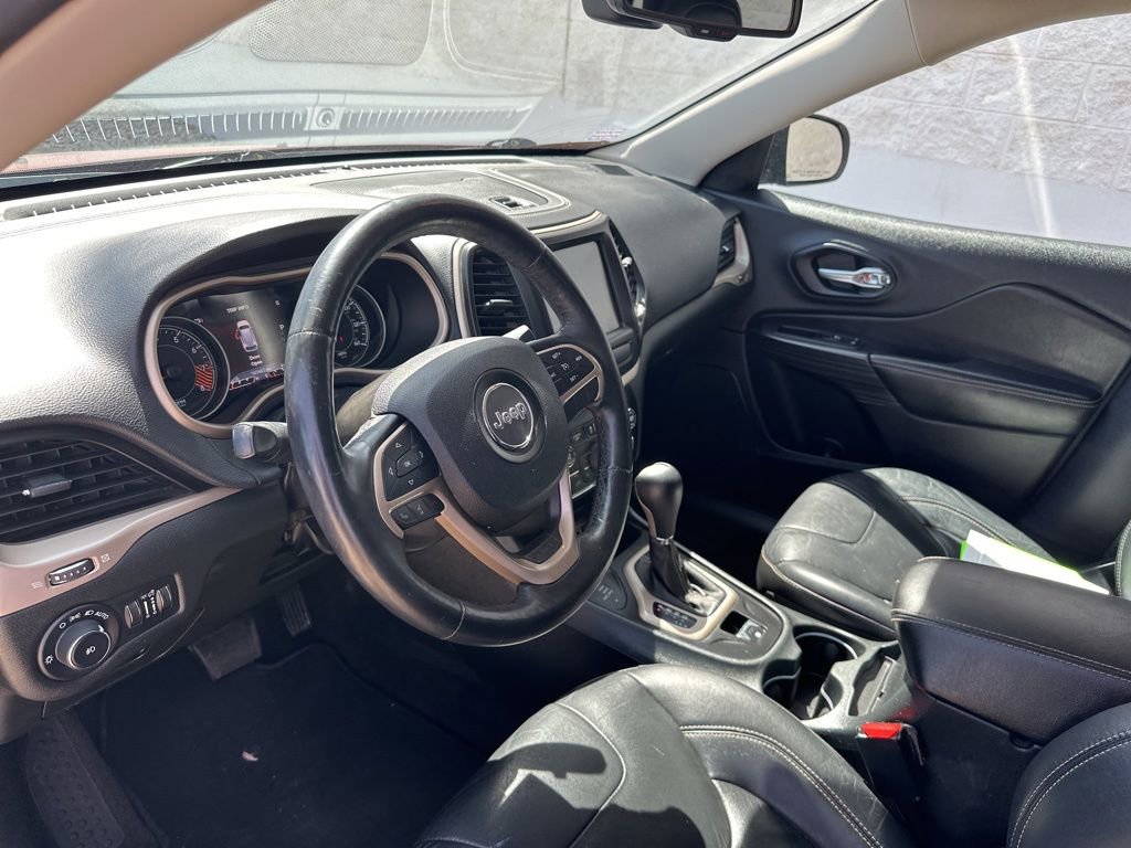 Used 2015 Jeep Cherokee Limited w/ Trailer Tow Group image 13