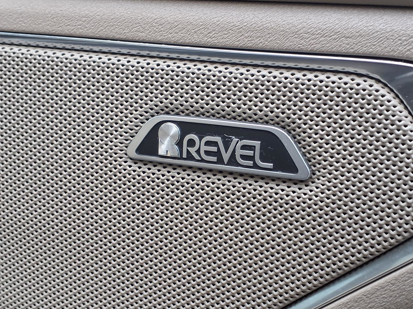 Used 2024 Lincoln Nautilus Reserve w/ Equipment Group 202A image 13