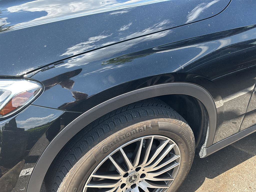 Used 2024 Mercedes-Benz GLC 300 4MATIC image 7