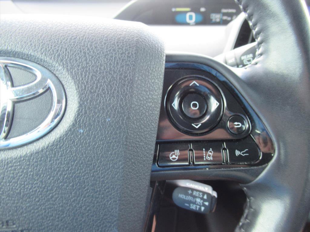 Used 2021 Toyota Prius Limited image 23