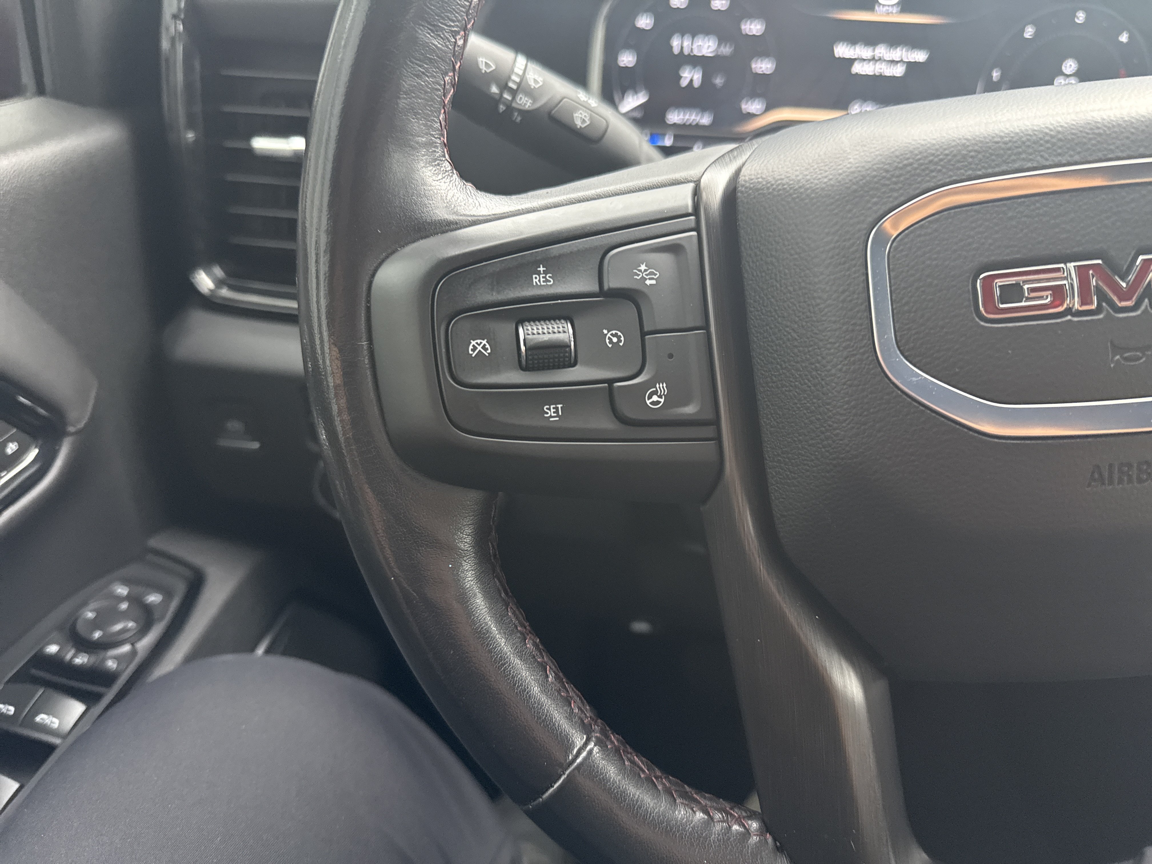 Used 2024 GMC Sierra 2500 AT4X w/ AT4X AEV Edition AWD/4WD image 18