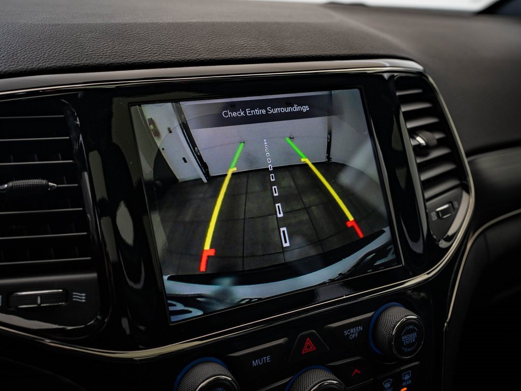 Used 2020 Jeep Grand Cherokee Limited X image 29