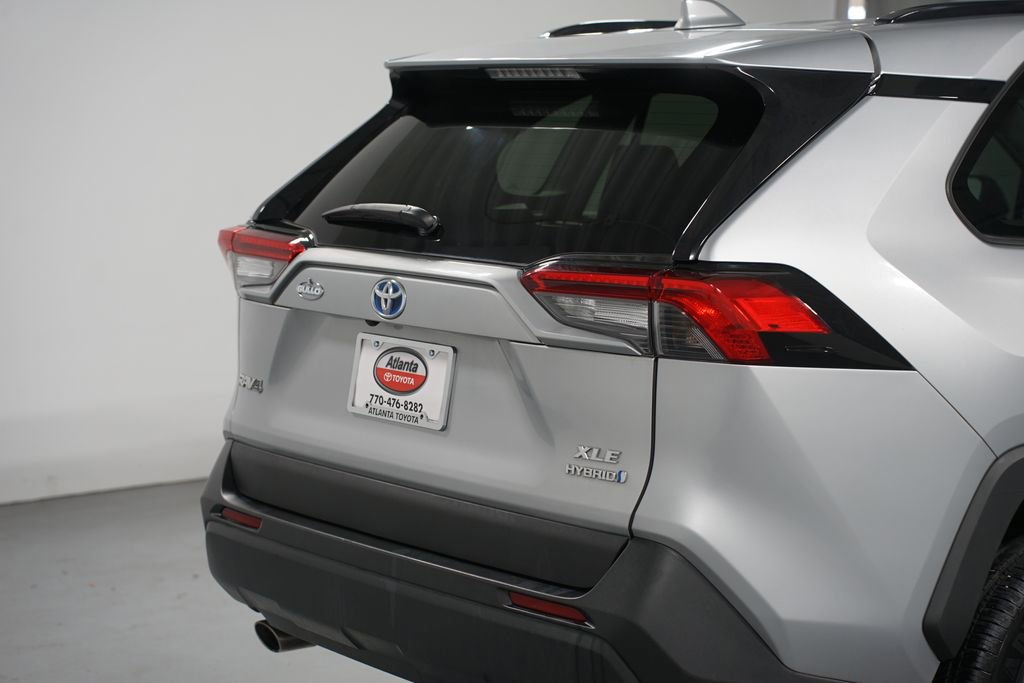 Used 2019 Toyota RAV4 XLE image 9