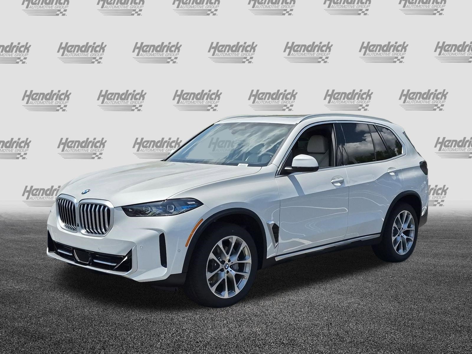 New 2026 BMW X5 xDrive40i AWD/4WD image 5