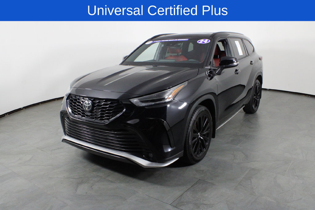 Used 2024 Toyota Highlander XSE FWD image 2