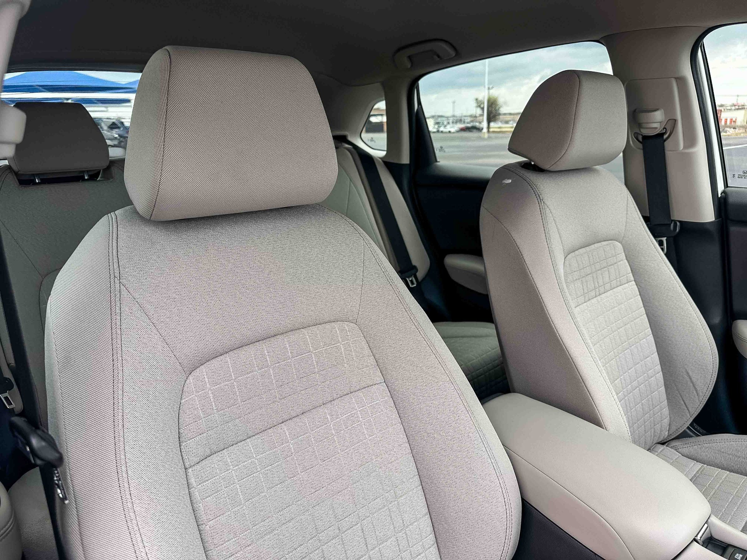 Used 2025 Honda HR-V LX image 25