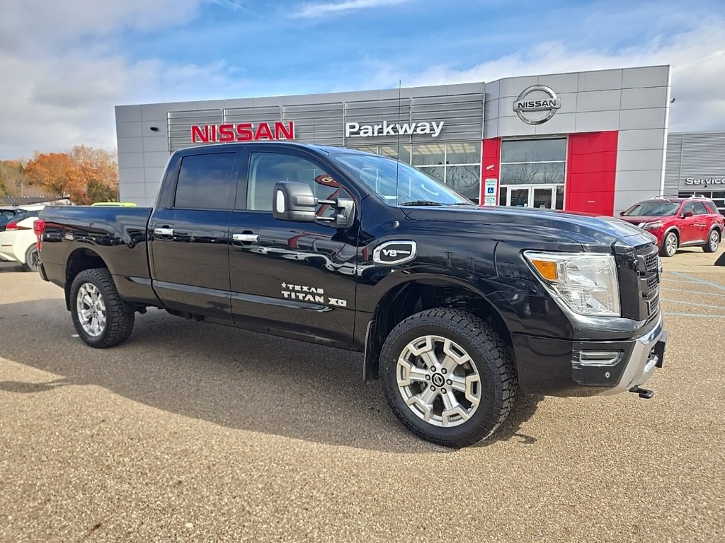 Used 2021 Nissan Titan SV w/ SV Convenience Package