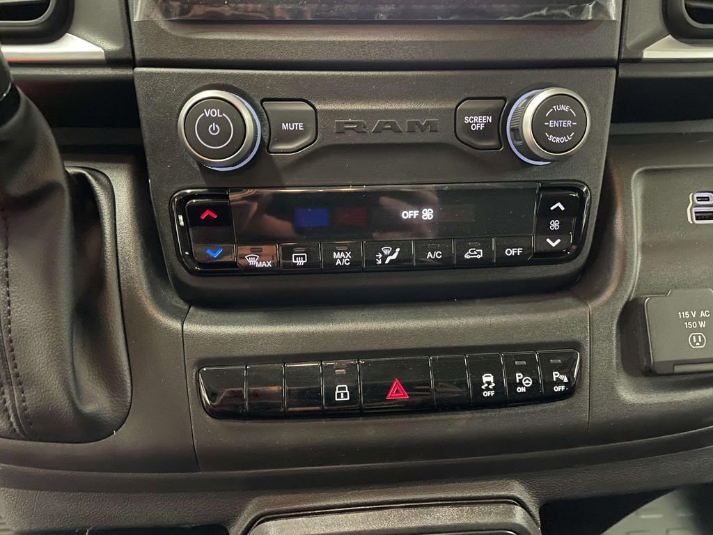 New 2025 RAM ProMaster 3500 w/ Quick Order Package 22G SLT image 14