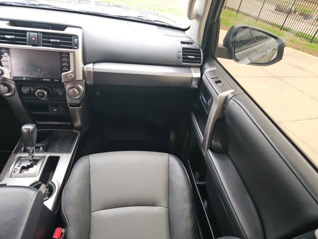 Used 2021 Toyota 4Runner SR5 Premium w/ Moonroof Package image 39
