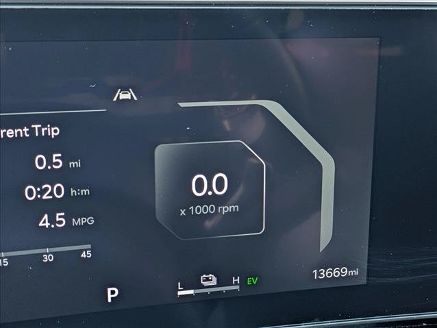 Used 2025 Kia Carnival SX Prestige FWD image 11
