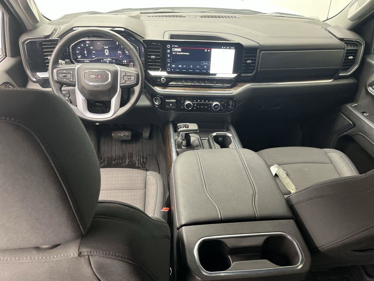 Certified 2024 GMC Sierra 1500 Elevation w/ LPO, Elevation Black Package AWD/4WD image 4