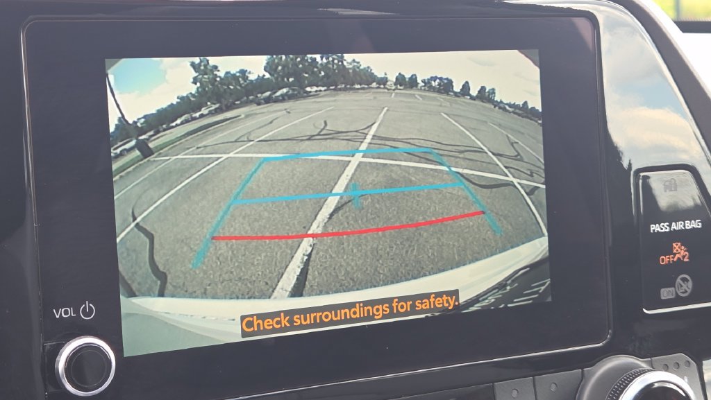 Used 2023 Toyota Highlander XLE FWD image 26