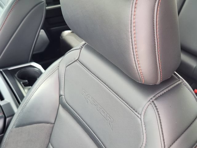 Used 2025 Ford F150 Raptor AWD/4WD image 13