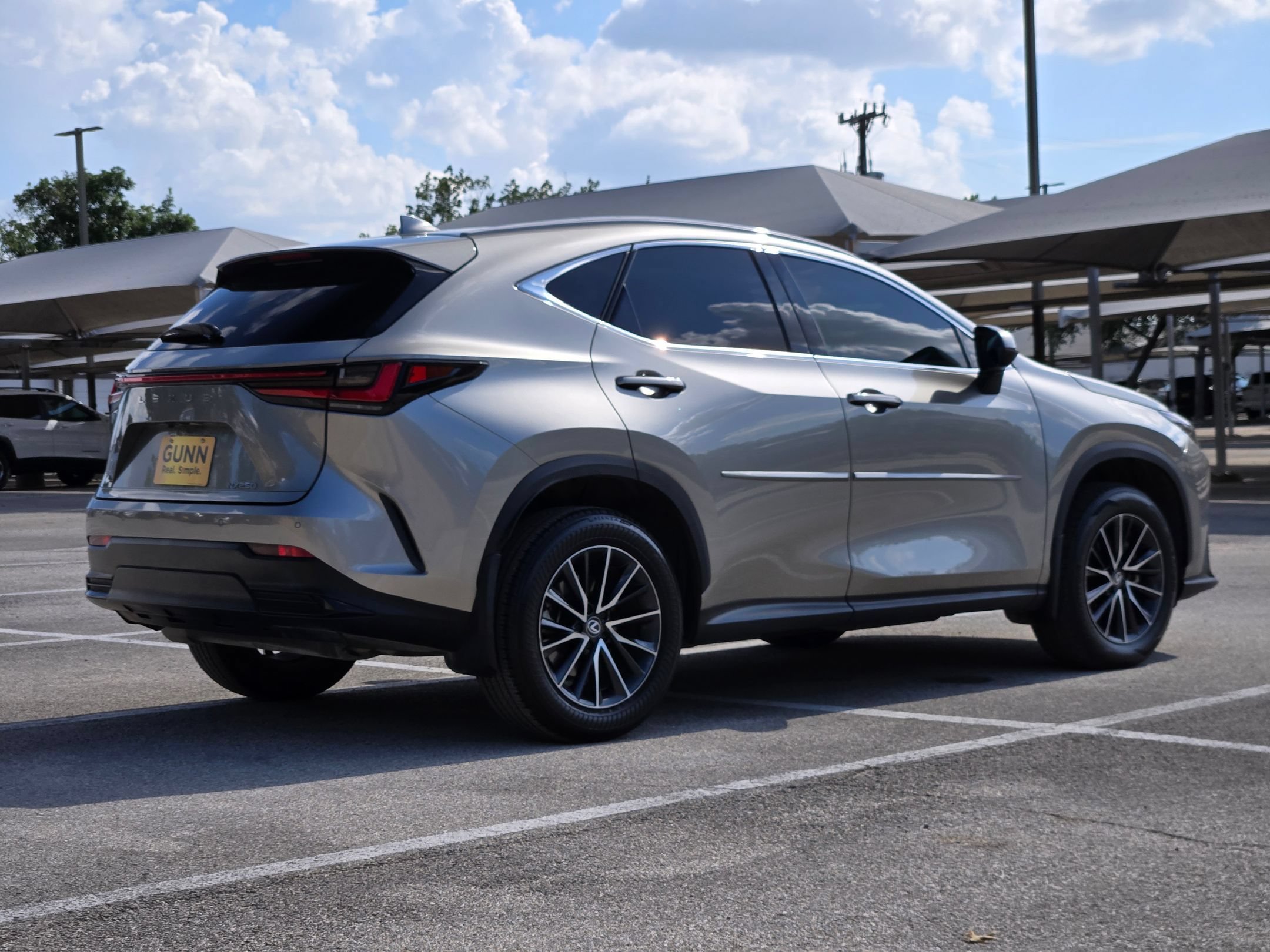 Used 2024 Lexus NX 250 FWD w/ Towing Package (2000 Lbs) image 3