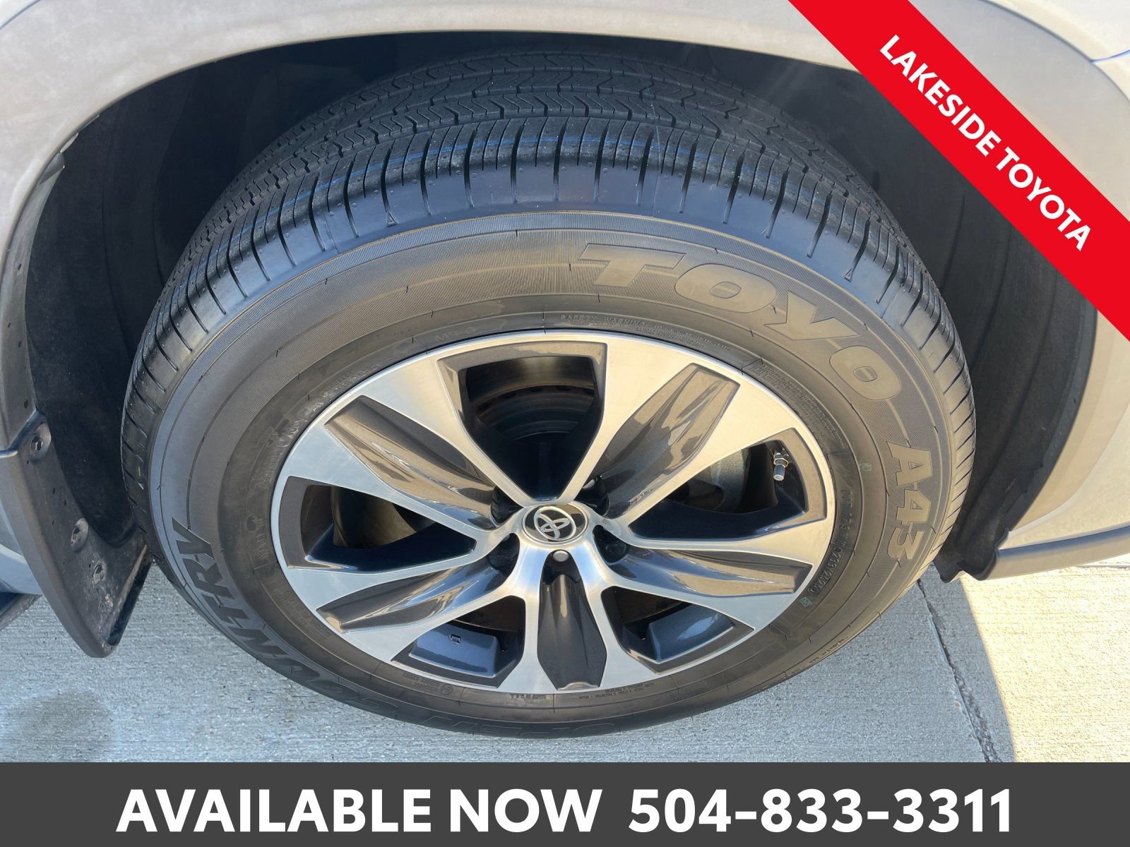 Used 2021 Toyota Highlander XLE image 13