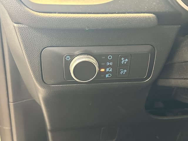 Used 2021 Ford Escape SE FWD image 17