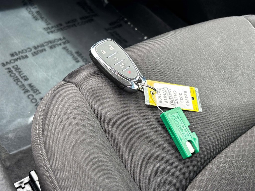 Used 2023 Chevrolet Malibu LT image 25