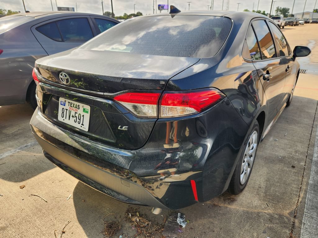 Used 2022 Toyota Corolla LE FWD image 6