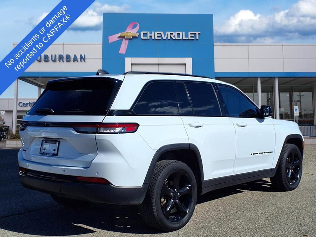 Used 2022 Jeep Grand Cherokee Altitude image 5