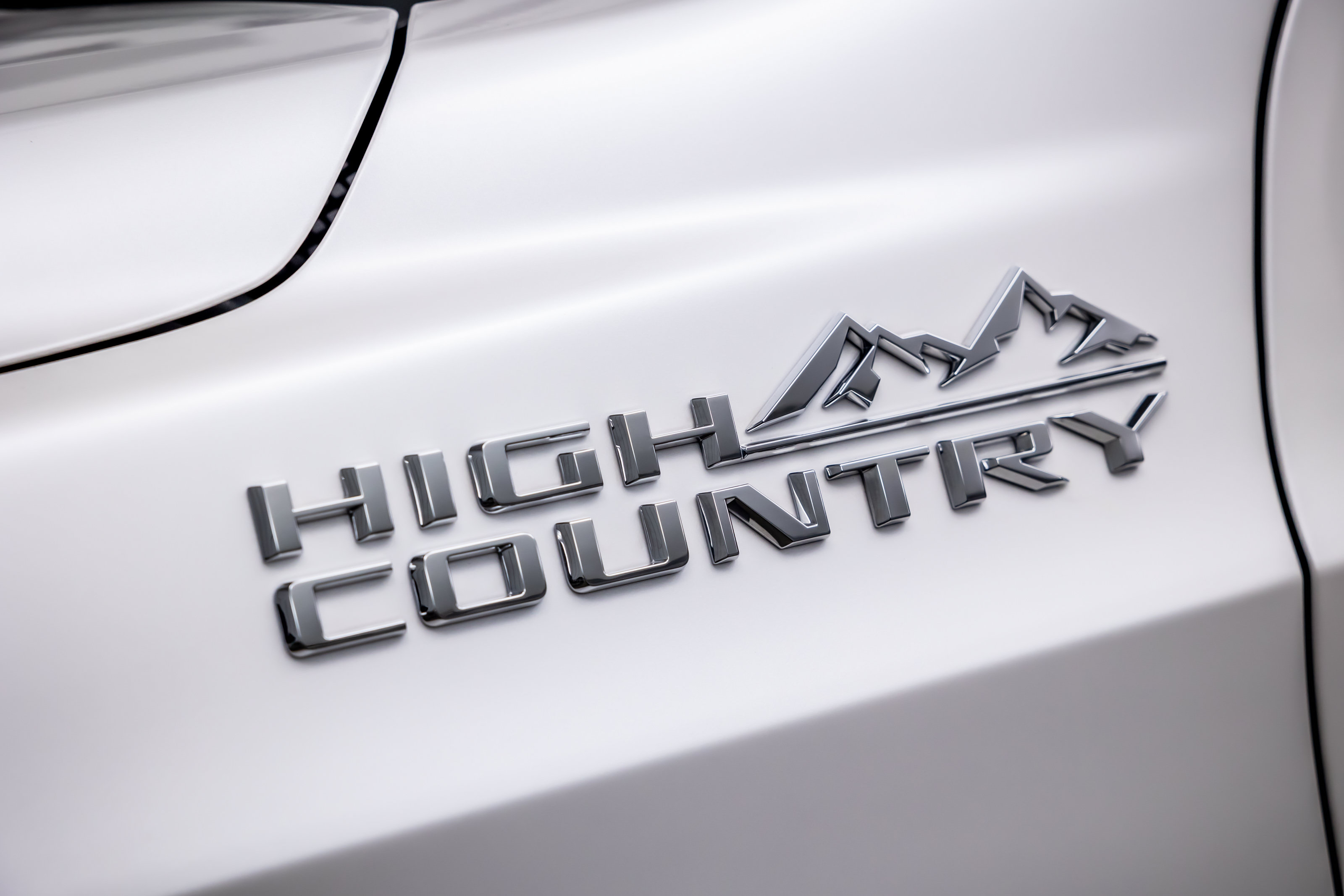 Used 2021 Chevrolet Tahoe High Country w/ Premium Package AWD/4WD image 17