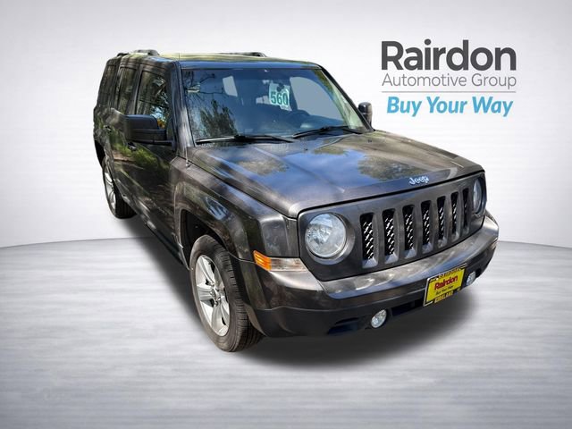 Used 2014 Jeep Patriot Latitude w/ Sun/Sound Group AWD/4WD image 1