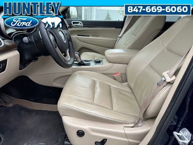 Used 2017 Jeep Grand Cherokee Limited AWD/4WD image 16