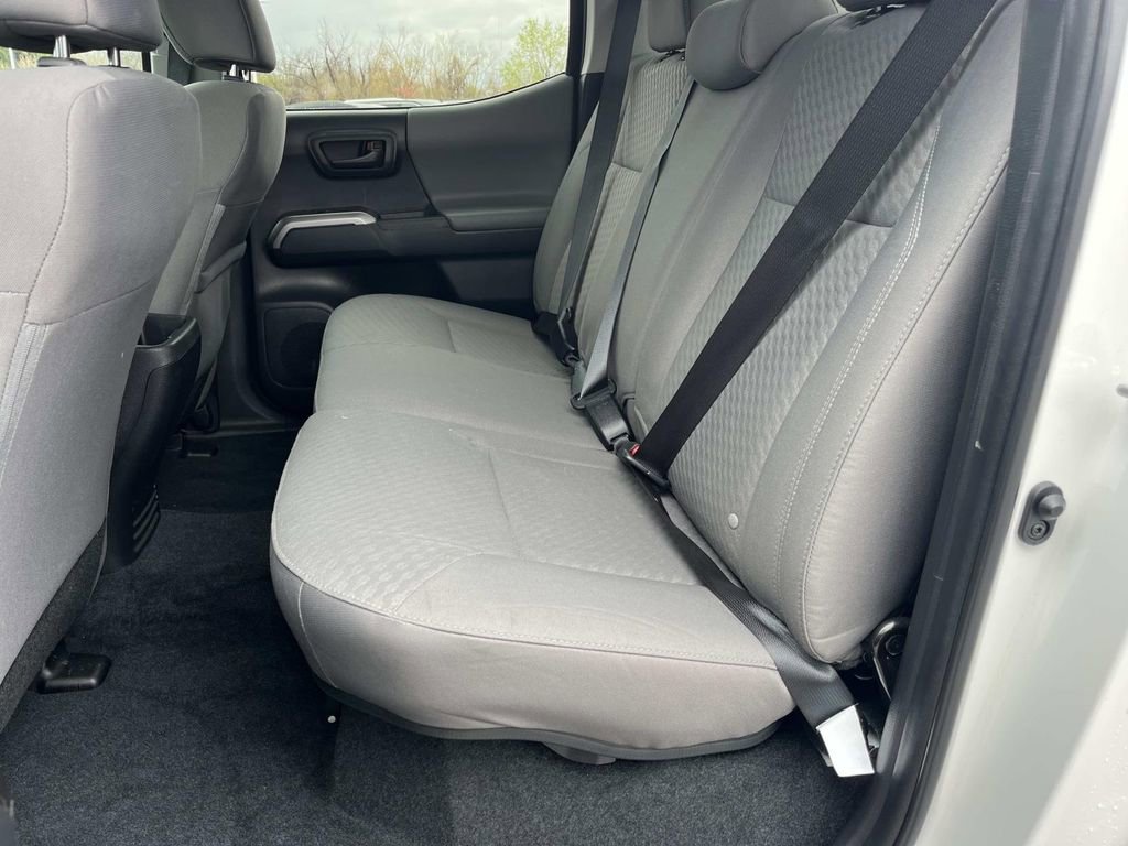 Used 2023 Toyota Tacoma SR5 w/ Technology Package image 18