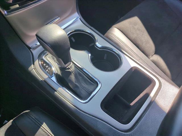 Used 2019 Jeep Grand Cherokee Altitude image 12