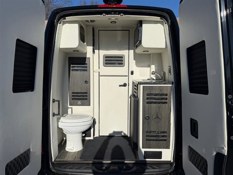 Used 2019 Mercedes-Benz Sprinter 170 image 15