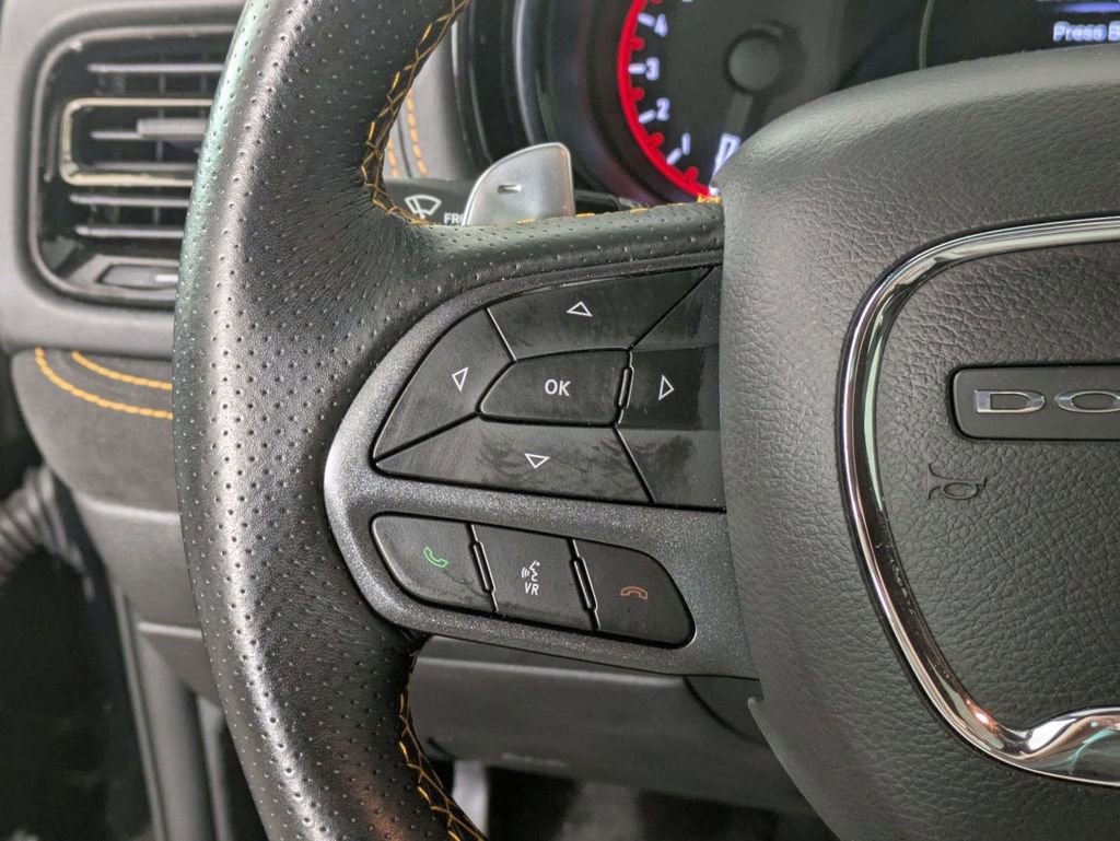 Certified 2023 Dodge Durango R/T w/ Hemi Orange Plus Package image 20