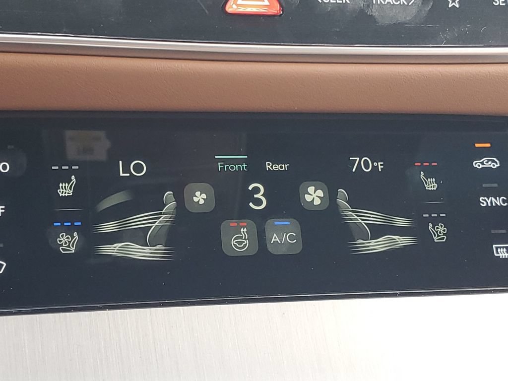 New 2026 Genesis GV70 2.5T Advanced AWD/4WD image 27