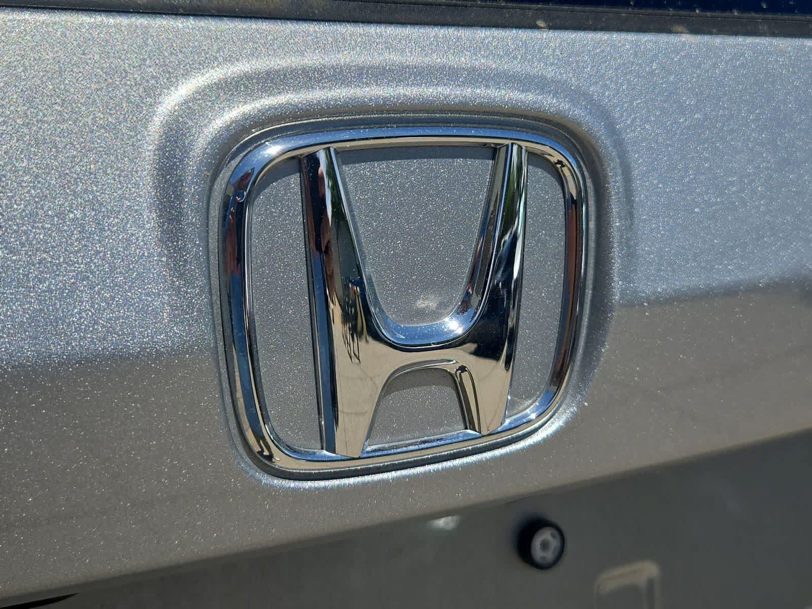 Used 2025 Honda CR-V EX-L image 12