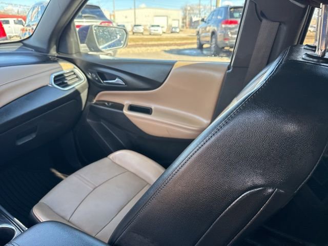 Used 2022 Chevrolet Equinox Premier image 17